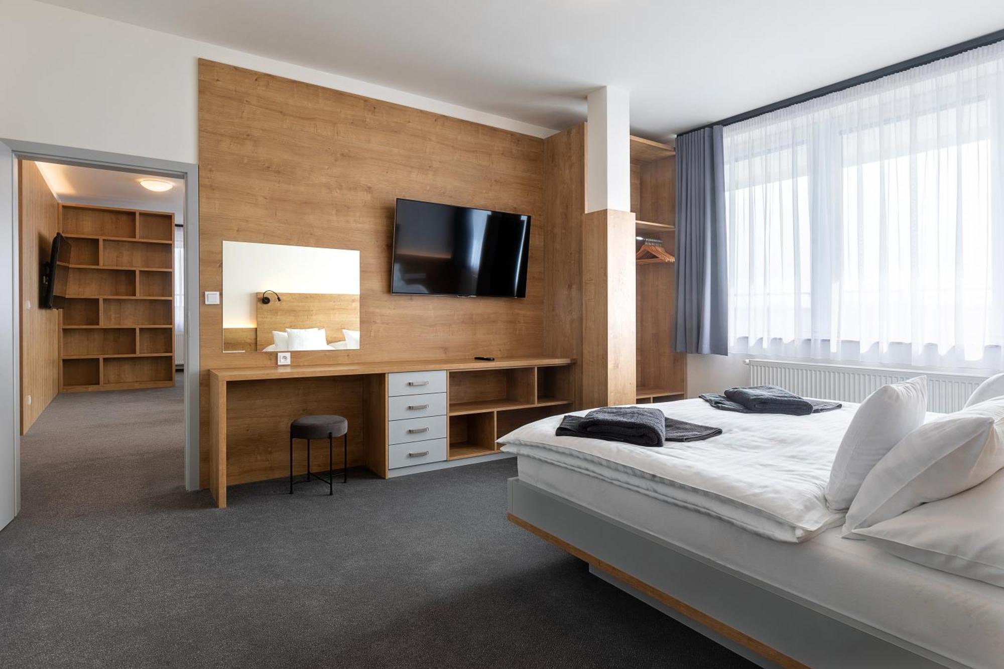 Hotel Regent Horni Branna Екстериор снимка